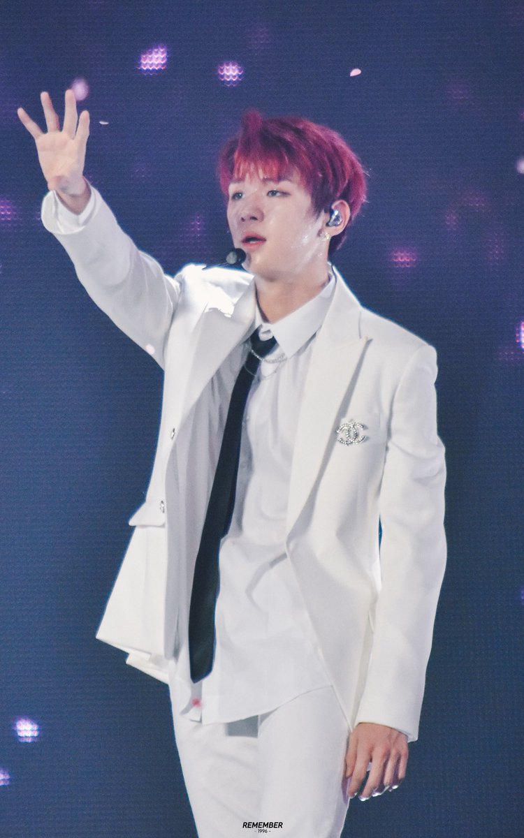 REMEMBER_1996's tweet image. 181106 MGA 🐶❤

#강다니엘 #워너원 #kangdaniel #wannaone