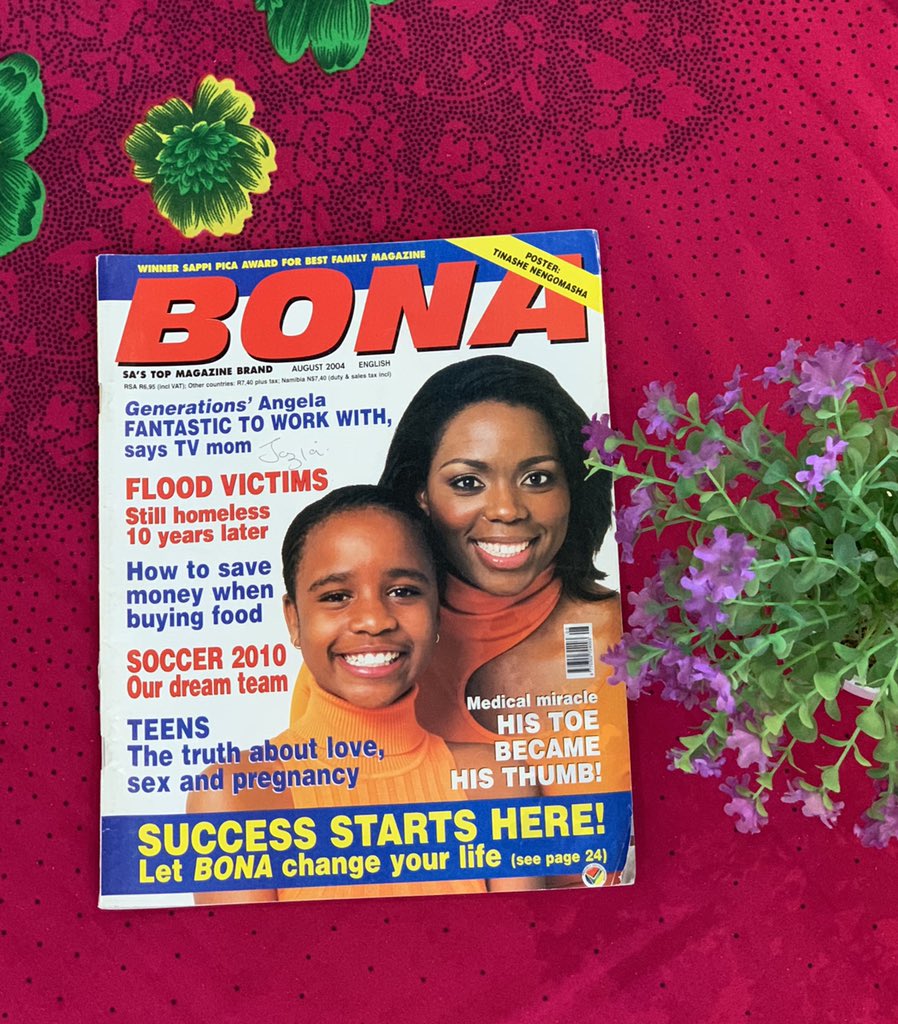 BonaMag's tweet photo. Next up we have our fave TV Family, the Motene’s! Oh Angela and Julia Motene ✨🌻 #TBT #BONACovers #June2007 #knowyoursoapies https://t.co/Nc5o5OpJV7