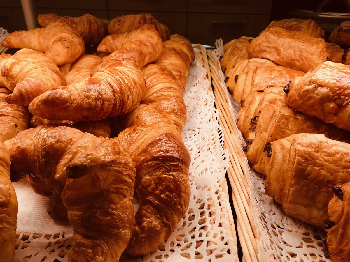 Manuphemere's tweet photo. Café de la Manufacture Ephemere : table ronde pour partager sur l’expérience de travail et de dynamique des tiers lieux au sein d’un écosystème. https://t.co/DsrCSdtl69