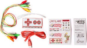 AMPADrassanes's tweet photo. Dissabte torna l'Espai Tecnològic @espaitecnologic del Casal dels Infants al pati obert! Portaran Makey Makey, activitats off line i mosatrarn una primera píndola de scratch. T'animes a provar? A partir de les 11h al pati de l'escola Drassanes #DrassanesLab https://t.co/hhsDfKV0Ni