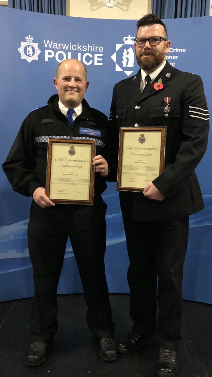 Congratulations to Sergeant Ryan and PCSO Tandy from Stratford SNT who were both awarded Chief Superintendent Commendations at an award ceremony last night #proud