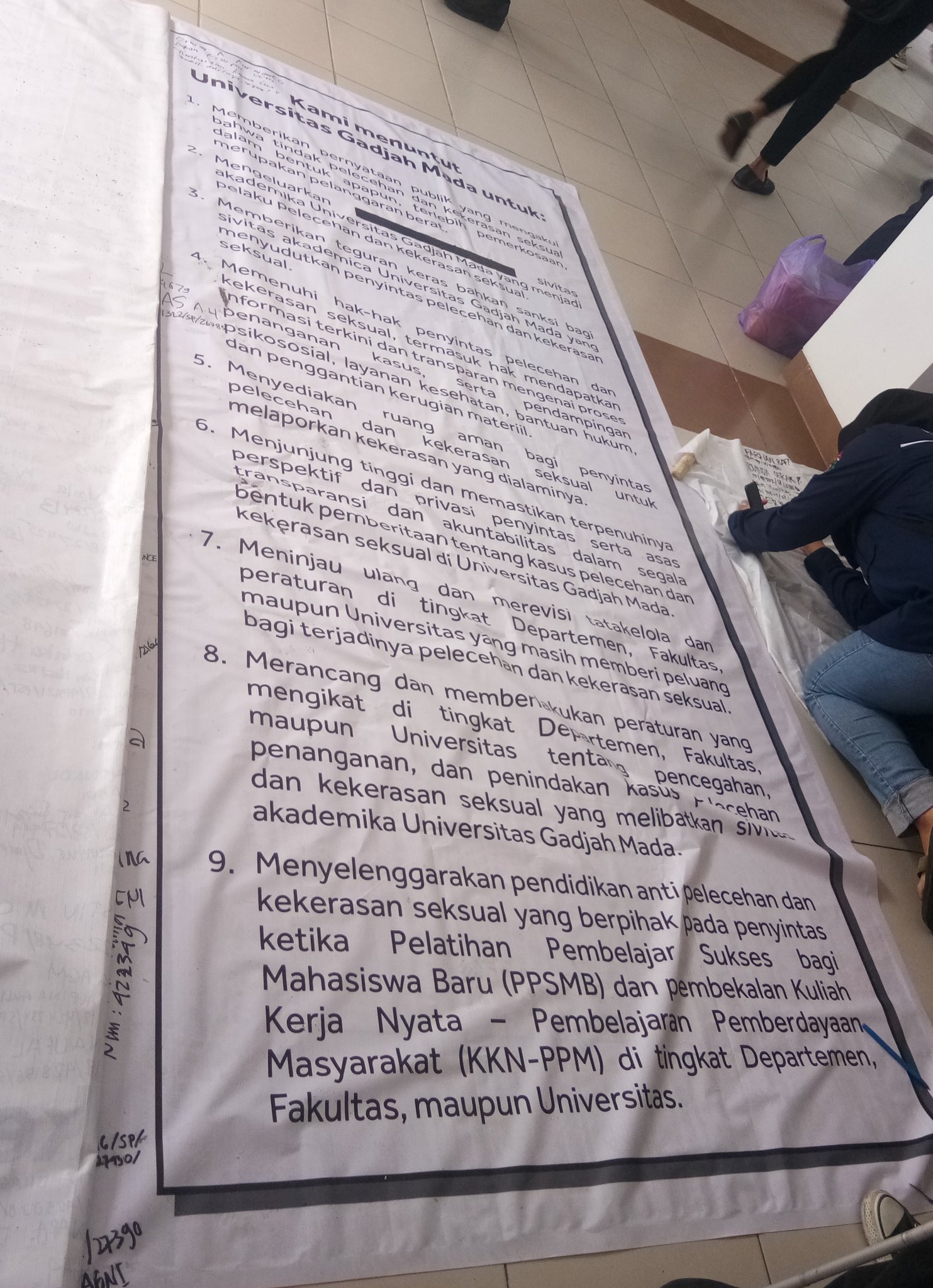 Your missing costae on Twitter "Live report di Sansiro Fisipol UGM KamiBersamaAgni Stoppelecehanseksual… "