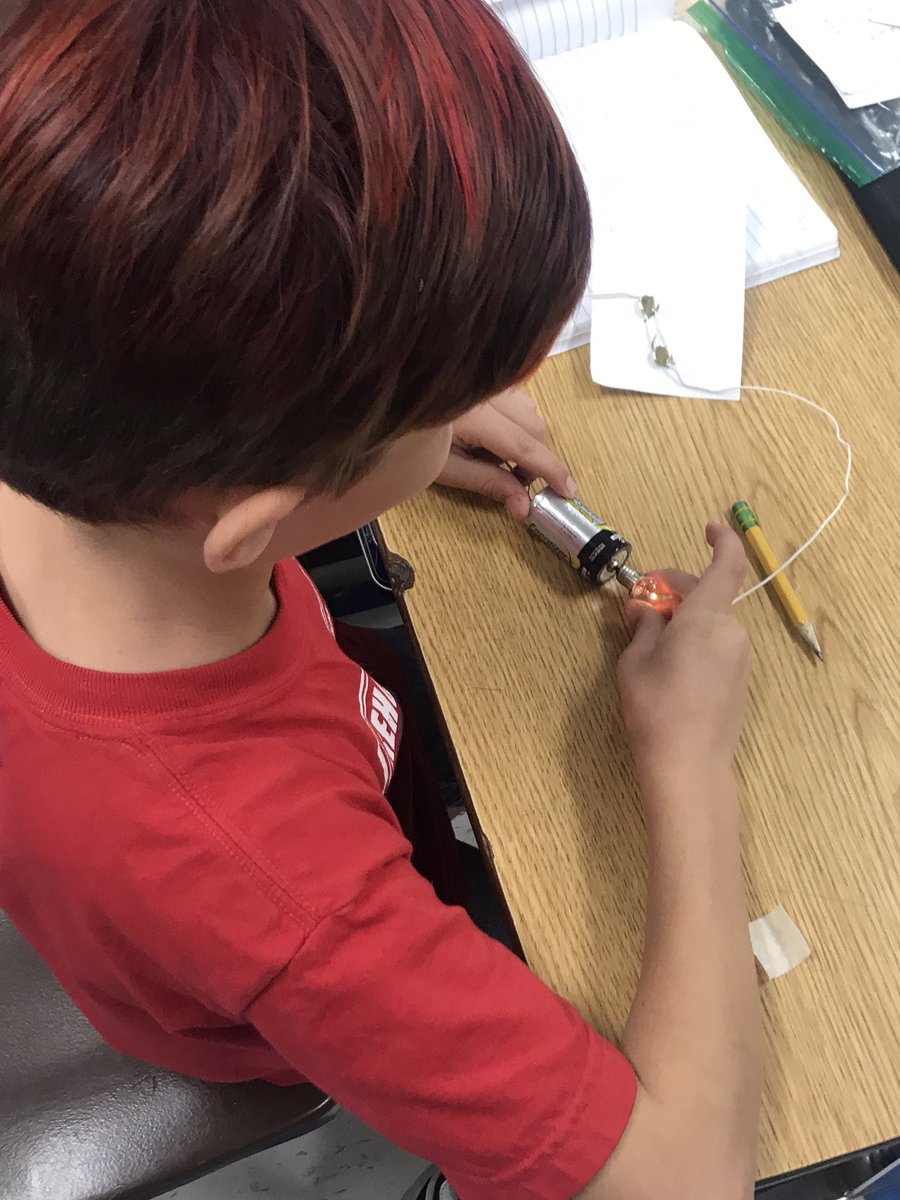 courtney_bittle's tweet photo. Students in room 14 created a switch using a brass brad, index card, &amp; paper clip. They practiced collaboration and problem solving to light up their circuit with their newly built switch. 💡🔌🔋@SSDSYCCAN #sycamorecanyon #iteachfourthandfifth #electricalenergy #completecircuits https://t.co/hCaxrGihCw