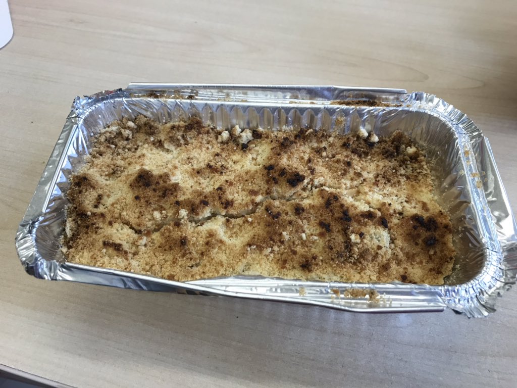 Year 5 have been across to Chiswick School to cook apple crumble in line with their WW2 topic #cookingfun #ww2 #rationing