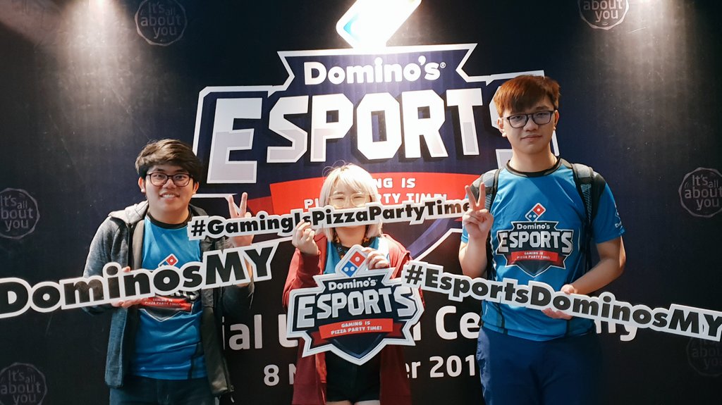 hellopanderp's tweet photo. Had a lot of fun at @DominosMY's event at @BattleArenaMY today. Thanks again for having @KLHunters and a small part of the league community!

Looking forward to see more F&amp;B venturing into esports! 🍕

#EsportsDominosMY #GamingIsPizzaPartyTime #DominosMY https://t.co/TJhWxoODtk
