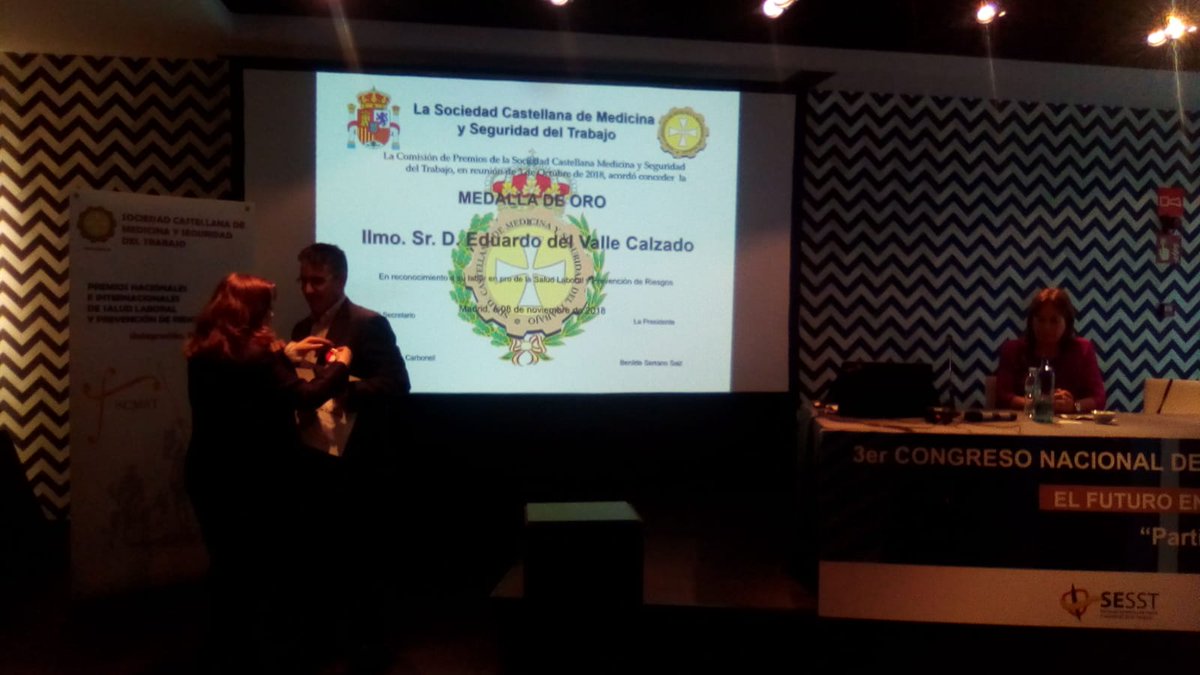 SESSTorg's tweet photo. Entrega de premios y clausura del  #3conNPRL. Gracias a todos los que habéis participado en este congreso. Todos habéis hecho posible que sea un éxito. https://t.co/tDA91IhWte