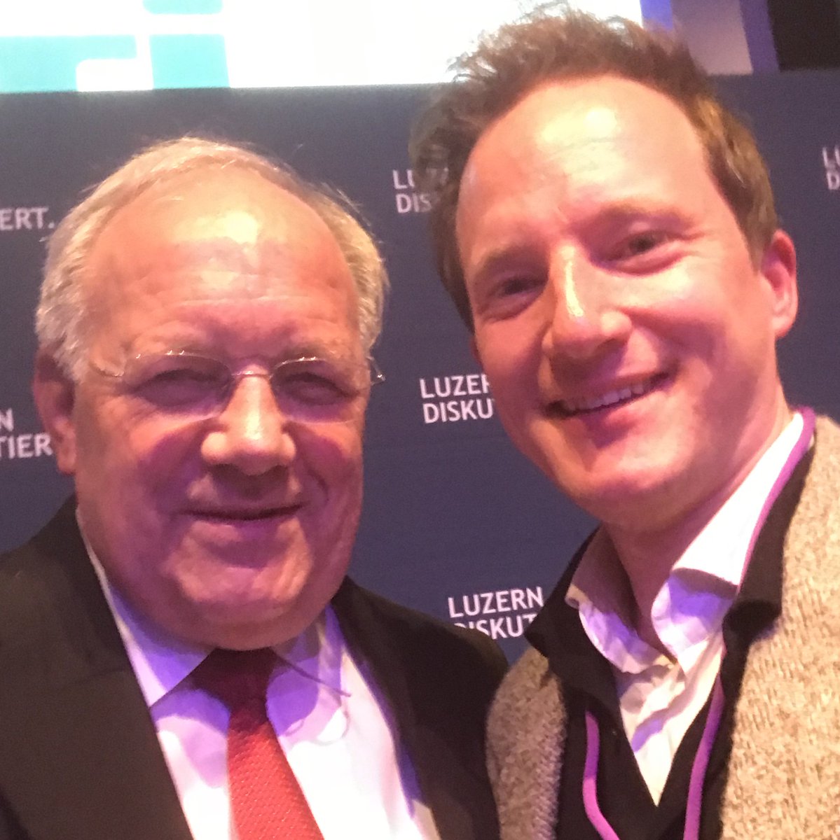 MAMA_global's tweet photo. Amazing evening at @LU_diskutiert in Hochdorf / Luzern about innovation, employment, education - success factors for #Switzerland in the past and in the future. With inspiring leaders @lidiabolla and @_BR_JSA.
#blockchain #assetmanagement #MAMAvision @visionandch #LUdiskutiert https://t.co/CO7y2nm4Lo