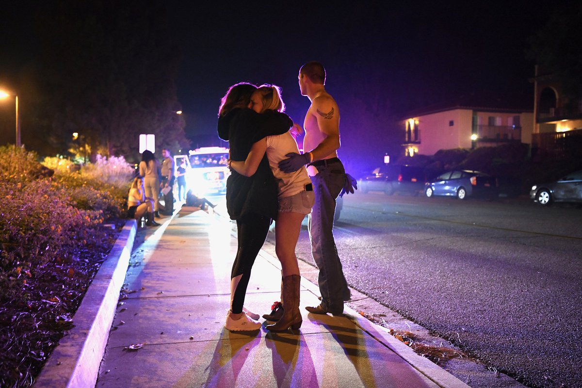 latimes's tweet photo. More photos from the scene outside Borderline Bar &amp; Grill in Thousand Oaks. https://t.co/1DFIBMmd75 https://t.co/TvivEr4SDj