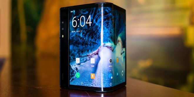 سامسونغ تكشف عن هاتف ذكي قابل للطي dlvr.it/Qqksys #تطبيقات alhijji3li.com