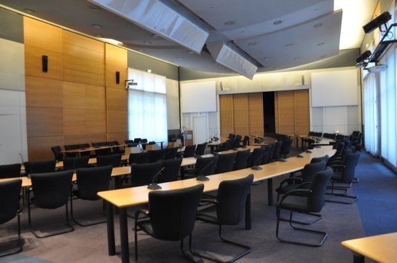 La @CCI49 est fière d'accueillir <a href="/OdoVia/">ODO-VÍA</a> <a href="/groupemicropole/">Micropole, A Talan Company</a> <a href="/coto_conseil/">COTO Conseil</a> et @data2b à l'occasion de la table ronde #data du 20 novembre dans le cadre de la #ConnectedWeek 🗓️
Inscriptions ➡️ maineetloire.cci.fr/la-smart-data-…
Un événement en partenariat avec @adnouest ! 📊