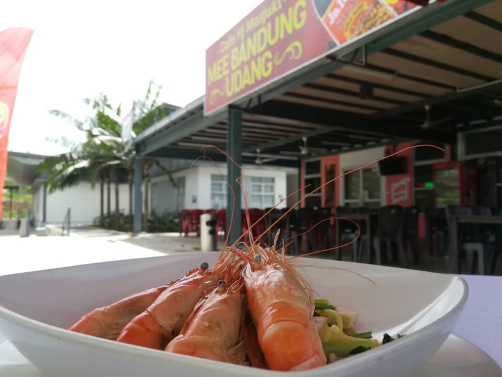 FAMAJohor's tweet photo. Mee Bandung Udang Galah Muar..
Nyummm..jngan lupa jumpa kami 22 nov hingga 2 dis 2018 Hall DG Maeps Serdang
#maha2018
#EmpayarMakanan
#MakananMenyatukanKita https://t.co/JfeIKNmL3S