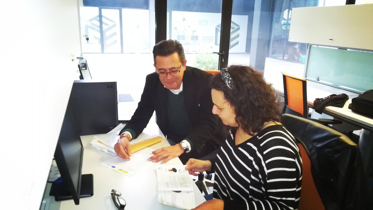 EOIAlmendralejo's tweet photo. Buenos días de Jueves!! Seguimos con las tutorías especializadas de cara a nuestro Demoday!! ☺️ Gestión de personal, Finanzas, Marca personal... @eoi @EOIAlmendralejo https://t.co/QzCzbwgbgN