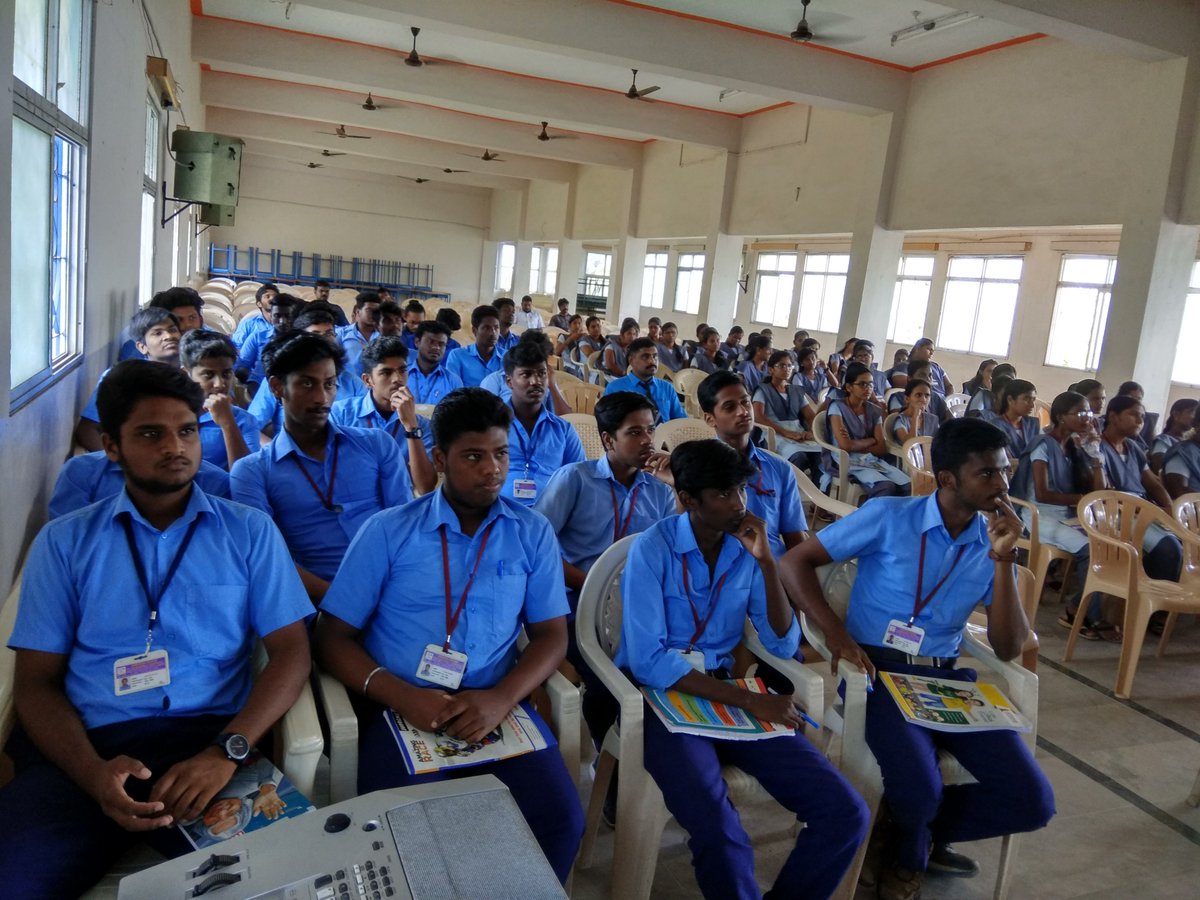 CCETTamilNadu's tweet photo. #ChristianEngineering
#CCETTamilnadu
#Webinar
A Webinar on “RTL design and Functional Verification” was presented by Mr. P. R Sivakumar, CEO Maven Silicon, organized by Electronics and communication at CCET Campus. https://t.co/cOzk5UKaz4