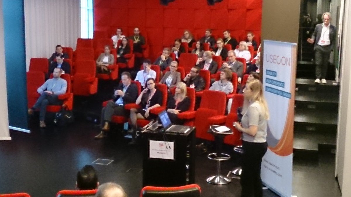 USECON's tweet photo. Jetzt ist Pia Neubert von rbi mit dem Innovation Garden dran #RoX2018 https://t.co/6uqFscaHsv