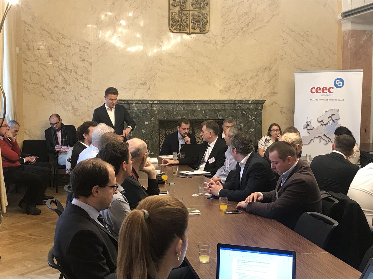 Na <a href="/mistnirozvoj/">MMR ČR</a> prave probiha diskuse prednich odborniku z cele CR o environmentalni certifikaci budov.