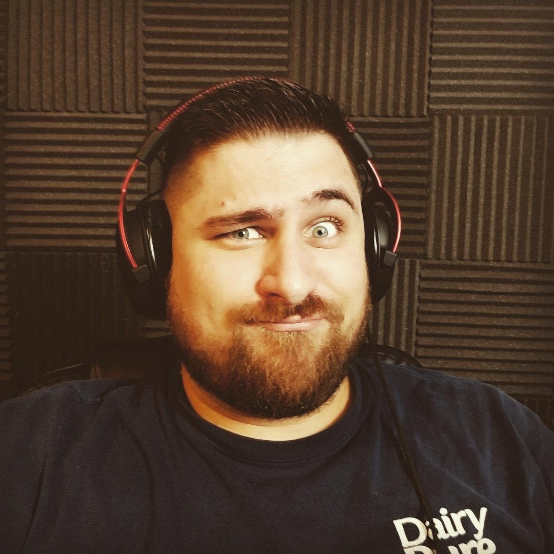 x_xApollo's tweet photo. #NewProfilePic #atme #lolfilterbutnofilter #nofilter #allnatural #toomanytags #crazyhairdontcare #tryingtohidethegreys #ihavetopoop https://t.co/nWXaqoRQn4