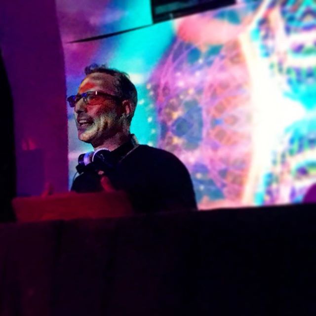 GetDownLifeStyl's tweet photo. Had fun catching @fortknoxfive tonight at @whiskeybarpdx. Brought the FUNK.
•
•
•
•
#GetDownPDX #TheGetDownLifeStyle #TGDL #TGDLife #FortKnoxFive #pdxmusic #pdxmusicscene #PDX #PortlandOregon #Oregon #music #party #Dance #livemusic #funk #whiskeybar … https://t.co/Hvz1U0N5ZC https://t.co/mEBiV7dpWq