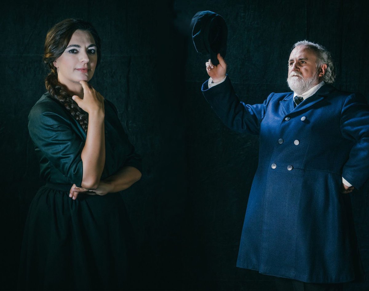 InfomagBaleares's tweet photo. Os recordamos que mañana viernes nueve de noviembre se representa  #LanitdeCatalinaHomar de #JosepCarlesLlop y #Lesdarreresparaules de #CarmeRiera en el  #AuditoriAlcúdia a las 20 horas. Muy recomendado. #InfomagMagazine #Teatre #Alcúdia #catalinasolivellas https://t.co/Y364KeYJhm