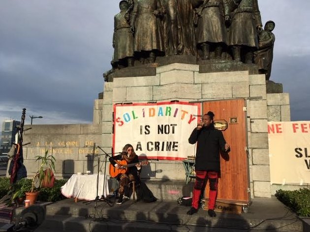dewereldmorgen's tweet photo. Solidariteitsproces gestart tegen burgers die migranten helpen: "Schoolvoorbeeld van institutioneel racisme" https://t.co/IBPC2QbiUB #Solidariteisproces #SolidariteitIsGeenMisdaad #Maximiliaanpark https://t.co/HVf2rTVYtv