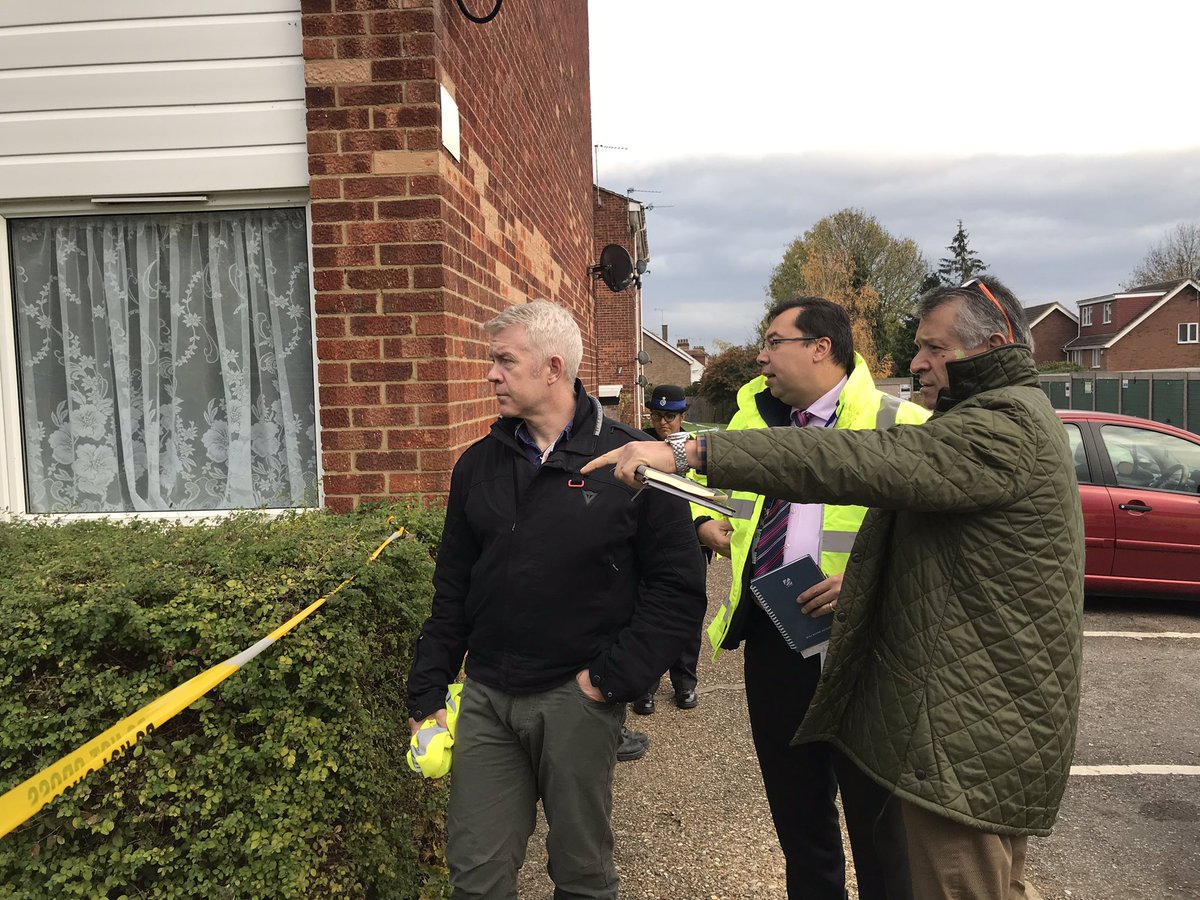 Attending to Cedar court sinkhole !location,