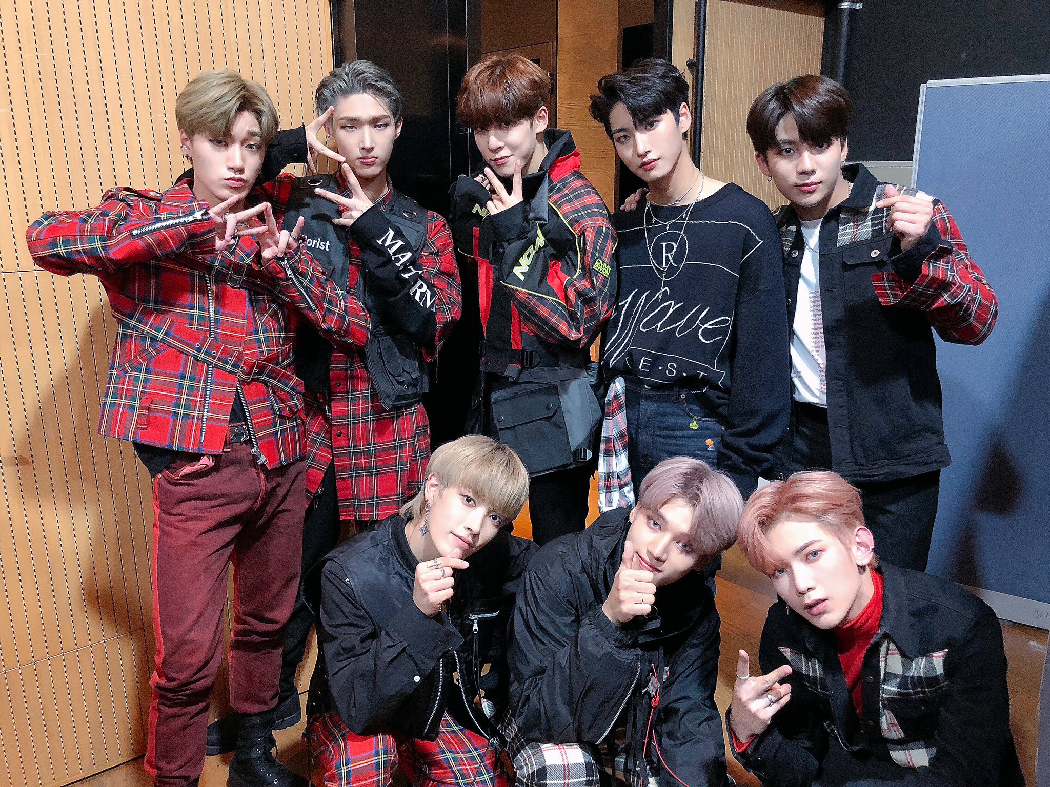 Группа ATEEZ участники