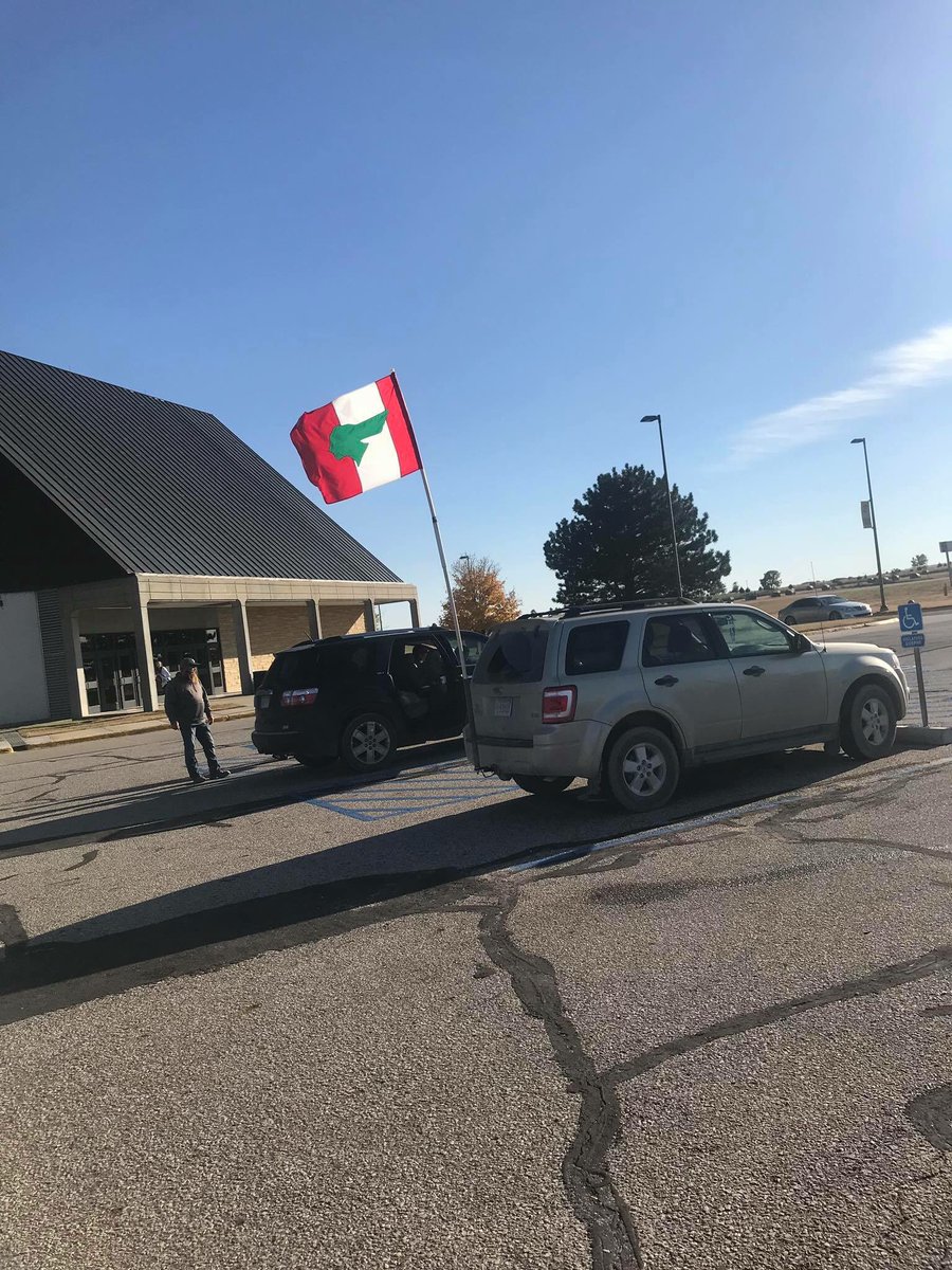 Mitch Holthus tweet media