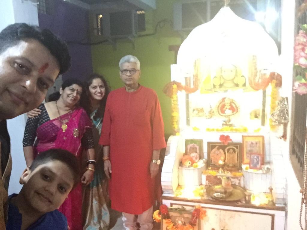 rajeevdwived's tweet image. Wishing everyone a very Happy and prosperous Diwali . Lots of love, peace , happiness and good health .