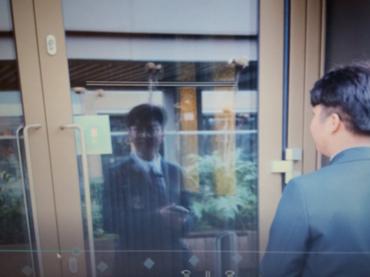 EduResourceBank's tweet image. #RT @AheadP_ship: As part of the Made in Oxford initiative students from @Cheney_School @TheOxfordAcad @OxfordSpiresAc @StGregsOxford have been searching  @WestgateOxford for as many @LandsecGroup Refill Me logos as possible #madeforgood #reducesingleuse