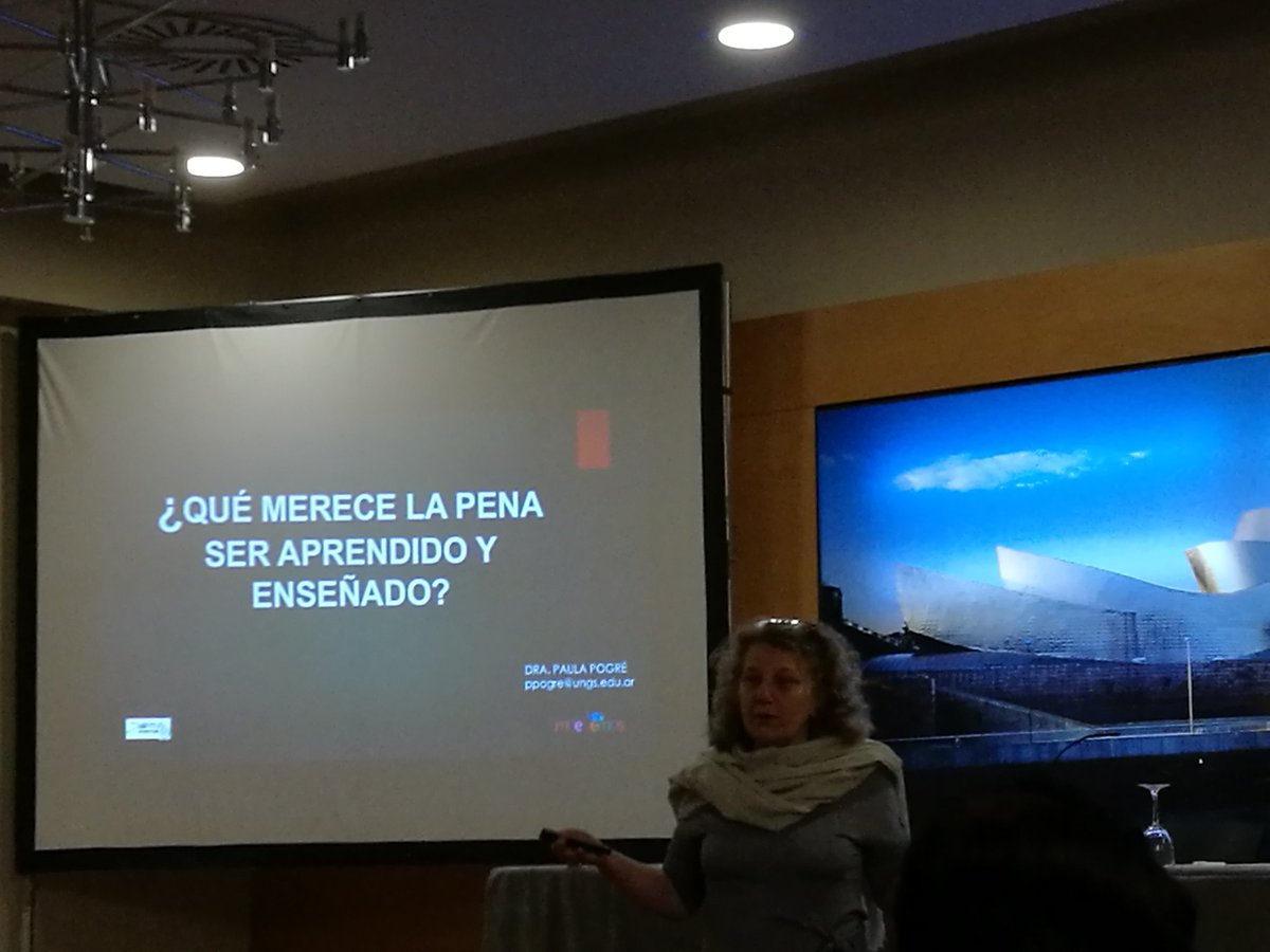 Lola_FGeniz's tweet photo. Reflexionando con Project Zero sobre una escuela para la comprensión. @EmPeCemos_a @GRUPOEDEBE https://t.co/Njje6kuG5c