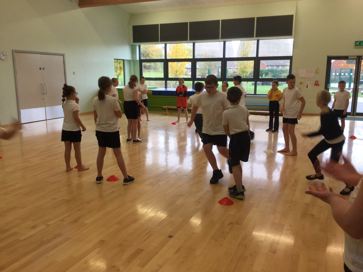 Miss Elvidge tweet media