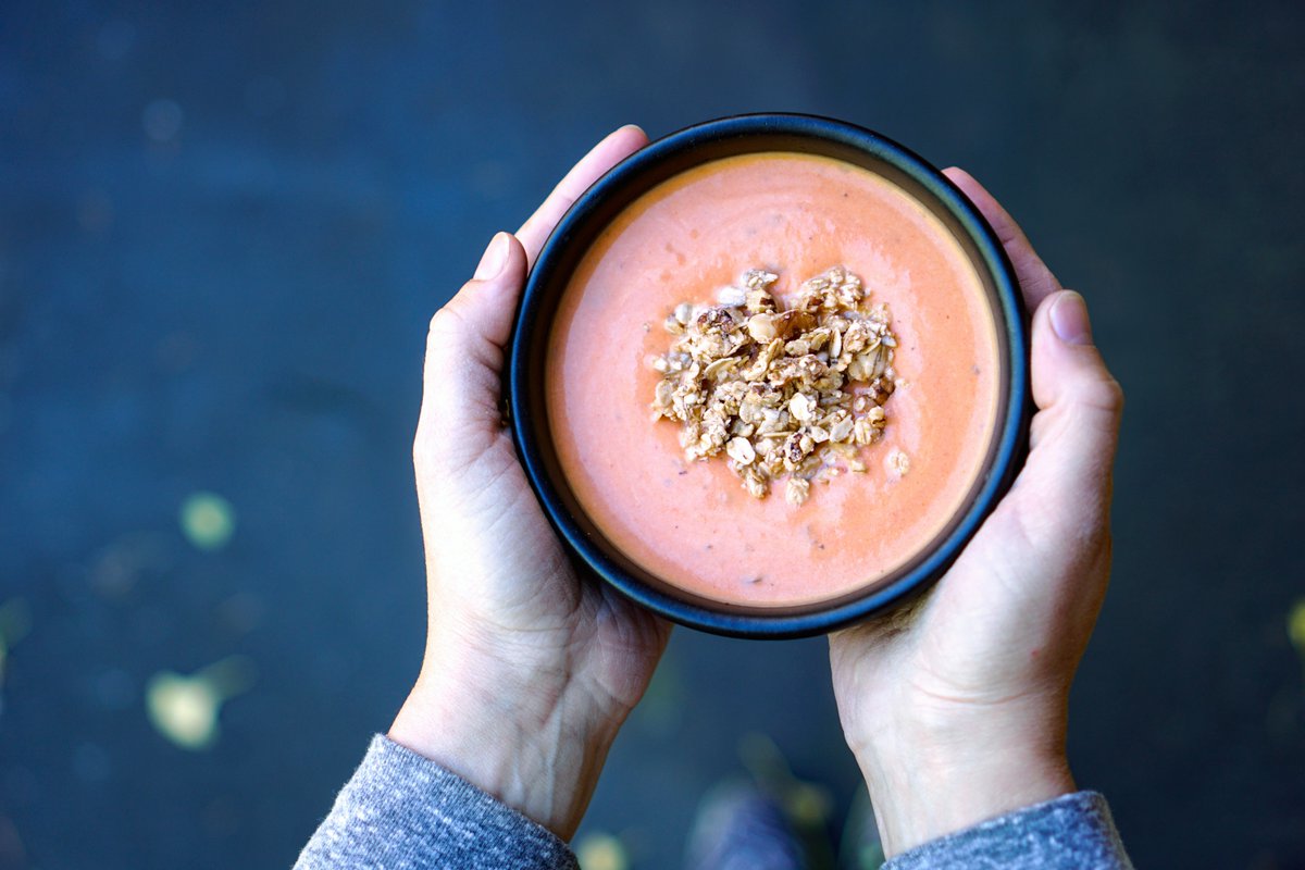 MadeFareCo's tweet photo. Dinner plans. Roasted tomato soup topped with Rosemary Granola Crackle. 🙌 #madefareco https://t.co/iaVZsvb6om