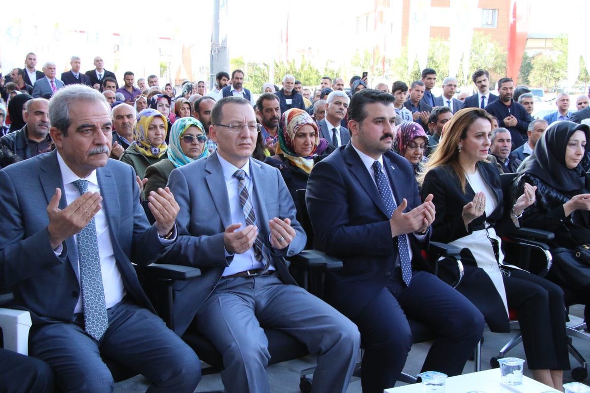 FevziDemirkol's tweet photo. İlçe belediyeleri noktasında Türkiye’de ilk olma özelliği taşıyan Haliliye Belediyemizin Glütensiz Ekmek Fırınımızın açılış programındayız. 
#TeşekkürlerHaliliye

@mehmetozhaseki https://t.co/yC4nrY6K2l