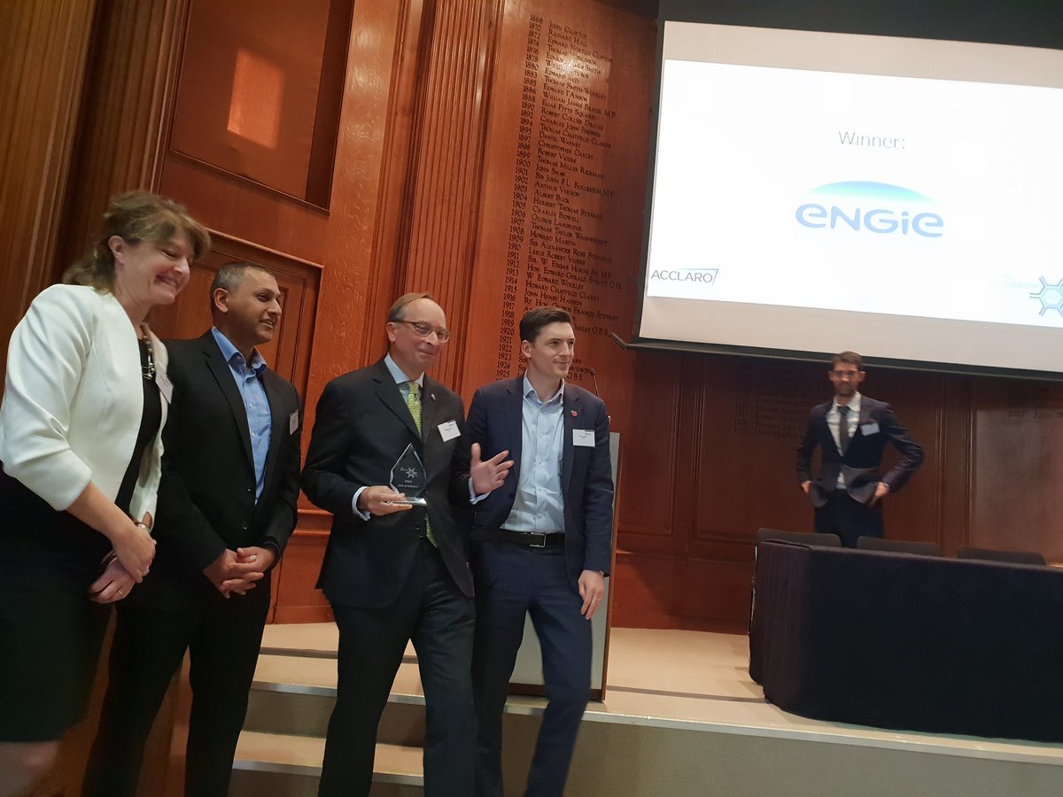 CaraKennelly's tweet photo. Congratulations @ENGIE_B2B_UK 2018 winners of @TheSFMI + rising stars @gallifordtry and @BouyguesESUK - what a fantastic morning celebrating #FacMan success w/ @StevenCatlin @baldwin_rachael @LauraMayhewM @VINCIFMChar @VinciFMRory @a_cranfield https://t.co/NnU4PWLb0y