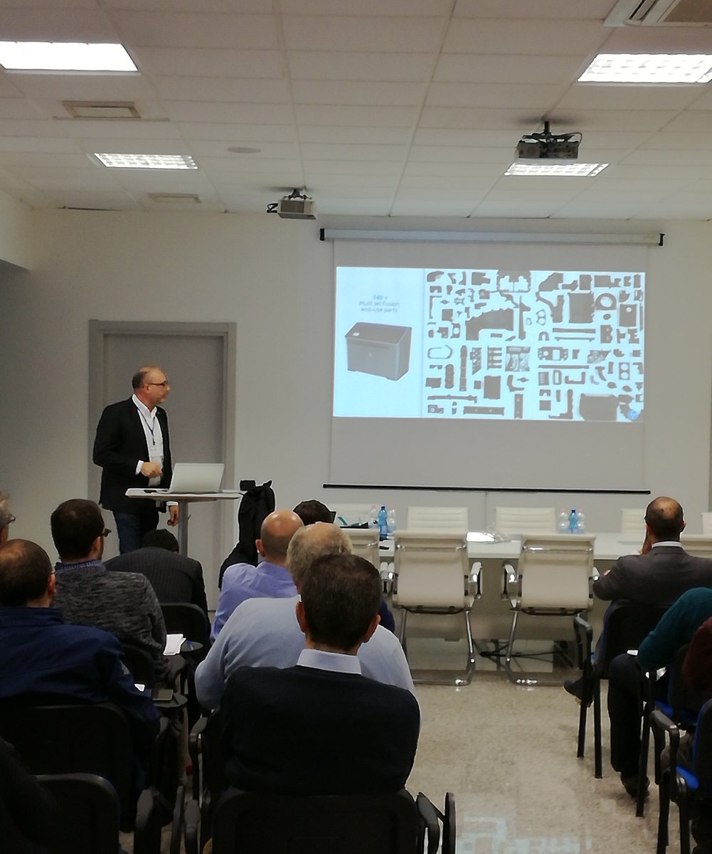 Cesapformazione's tweet photo. Il Plastics Smart Hub 4.0 di Cesap ha ospitato ieri il seminario sul Design for Additive Manufacturing (#DFAM), organizzato con il coinvolgimento di @HP_Italia e @Convergencesrl, ottenendo un ottimo il riscontro dai partecipanti.
#plastica #stampa3D #progettazione #innovazione https://t.co/C4FwEGJ7Ro