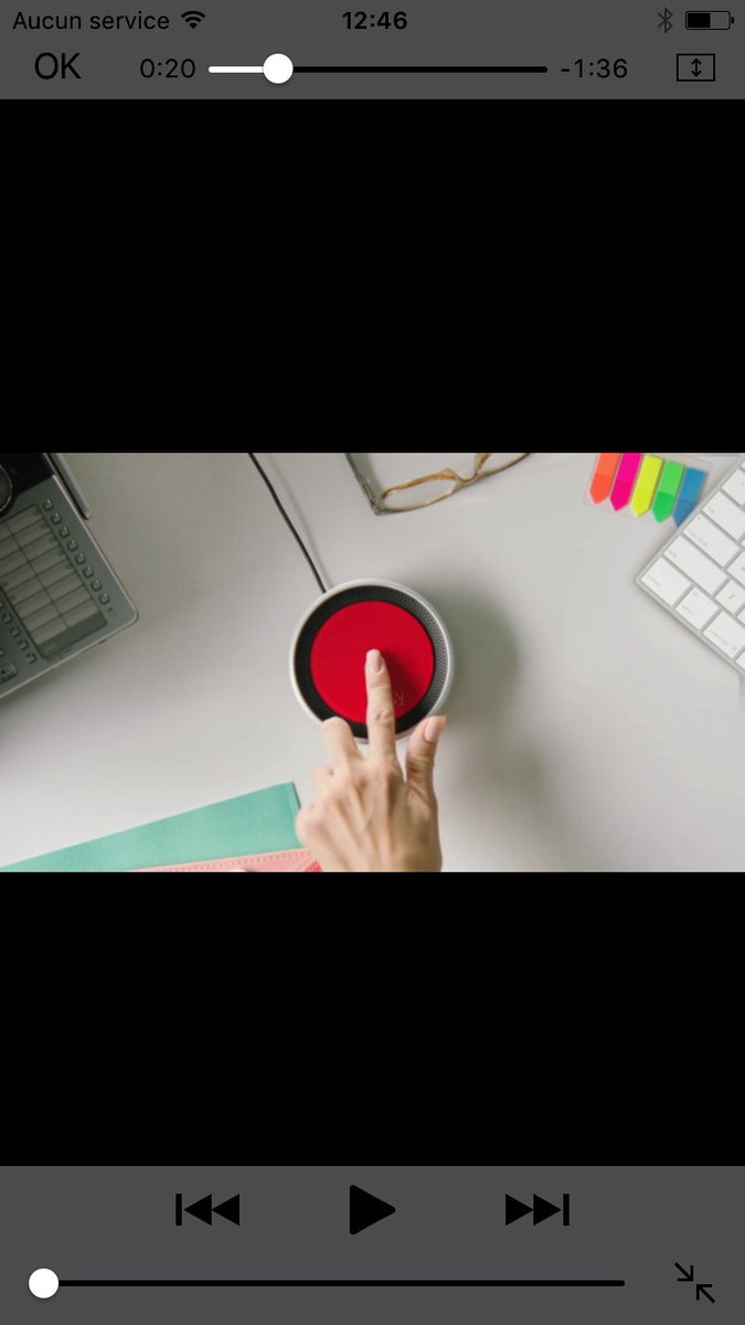 schipounoff's tweet photo. Vous étiez vous aussi en pleine réflexion sur la v3 de votre site #ecommerce et soudain : https://t.co/Qme1k5wTxm’-“Easy-Button”-Life-IBM-Watson #DAF2018 https://t.co/eLrhoZRxyB