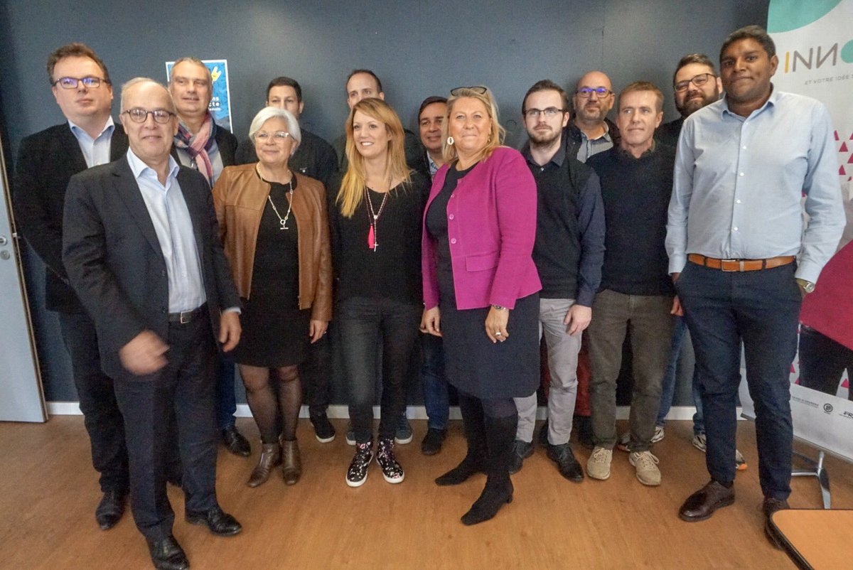GrandReims's tweet photo. Accueil dans le centre d’affaires #58 au cœur du secteur Croix-Rouge de Reims, du 1er millésime de #startups accompagnées par l’incubateur Innovact by Semia : 9 porteurs de projets venus d’horizons &amp; de domaines différents, démarrent leur incubation collective. #IncubationBySEMIA https://t.co/DblpNHco4n