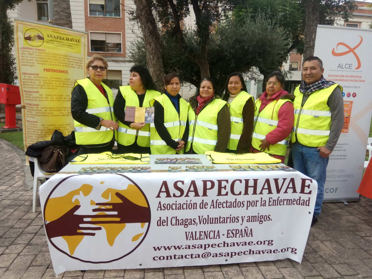 FINDECHAGAS's tweet photo. Voluntarios Asapechavae Valencia ONGD, día del paciente 2018. https://t.co/O0pjlBnTzT