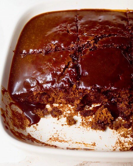 Nigella_Lawson's tweet image. [drumroll] and top 3 Sunday Lunch Puddings on the site right now are ..... nigella.com/recipes/top-3-…