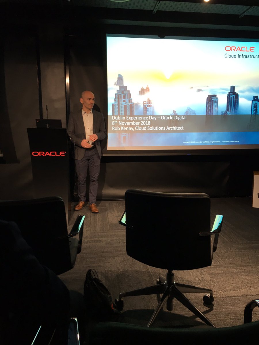 simonmullaney's tweet photo. Great to be out in @Oracle today!
#BlockAviation https://t.co/lQVJYZytw6