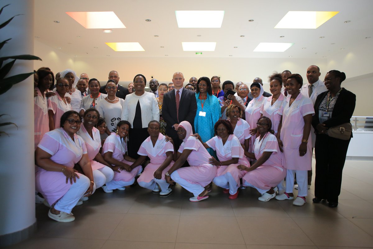 The innovations that the Centre Hospitalier Universitaire Mère-Enfant de la Fondation Jeanne Ebori in Libreville have put in place are impressive. I was glad to see the exchange of ideas between Ministers of Health during the visit hosted by Denise Mekam'ne, M of Health of Gabon.