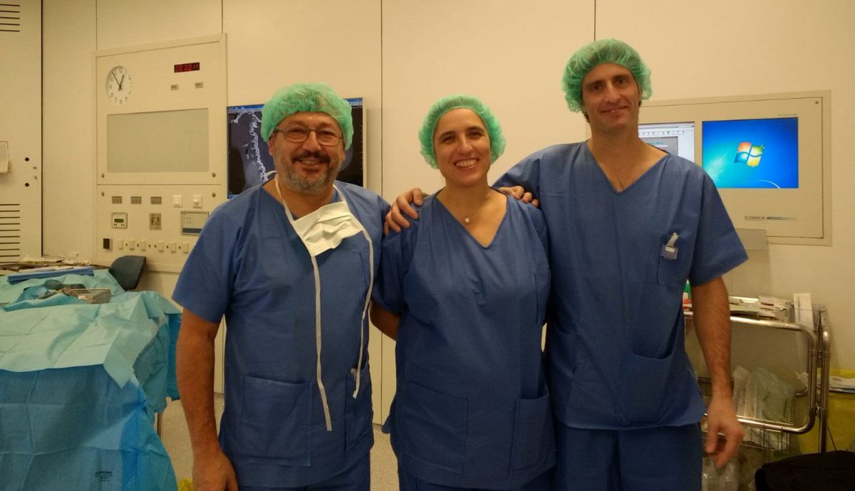 Hospitaligd's tweet photo. Agraïm a la Dra. Ana García de l’Hospital Vall d’Hebron la seva col·laboració en una intervenció complexa de cirurgia cervical.
#UFColumnaCSA https://t.co/3AncOiErxG