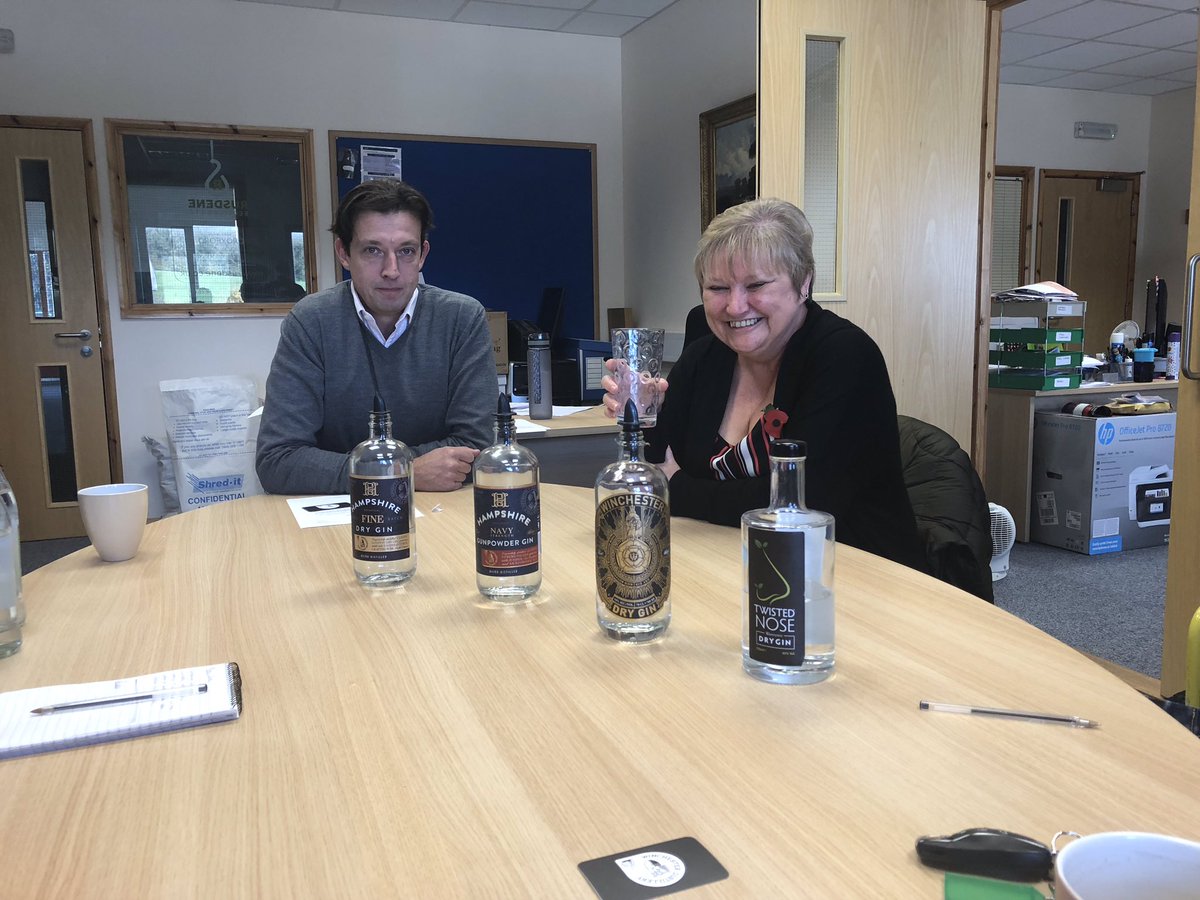 RusdeneServices's tweet photo. Hard at work today in the office tasting the wonderful range of gins from @WinchDistillery soon to be stocked @MeonHutServices #twistednose #hampshiregin #winchestergin #gin #hampshire #shoplocal https://t.co/H6yVilCHfS
