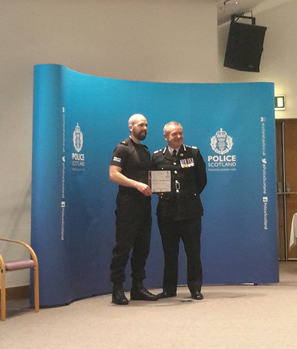 PoliceScotland's tweet photo. PC Judge &amp; Police Dog Juno traced a vulnerable missing woman in Glasgow. Thanks to their hard work, they found &amp; saved the woman who was conveyed to hospital #PolScotBravery @polscotdogs https://t.co/0KtCGpGvfK