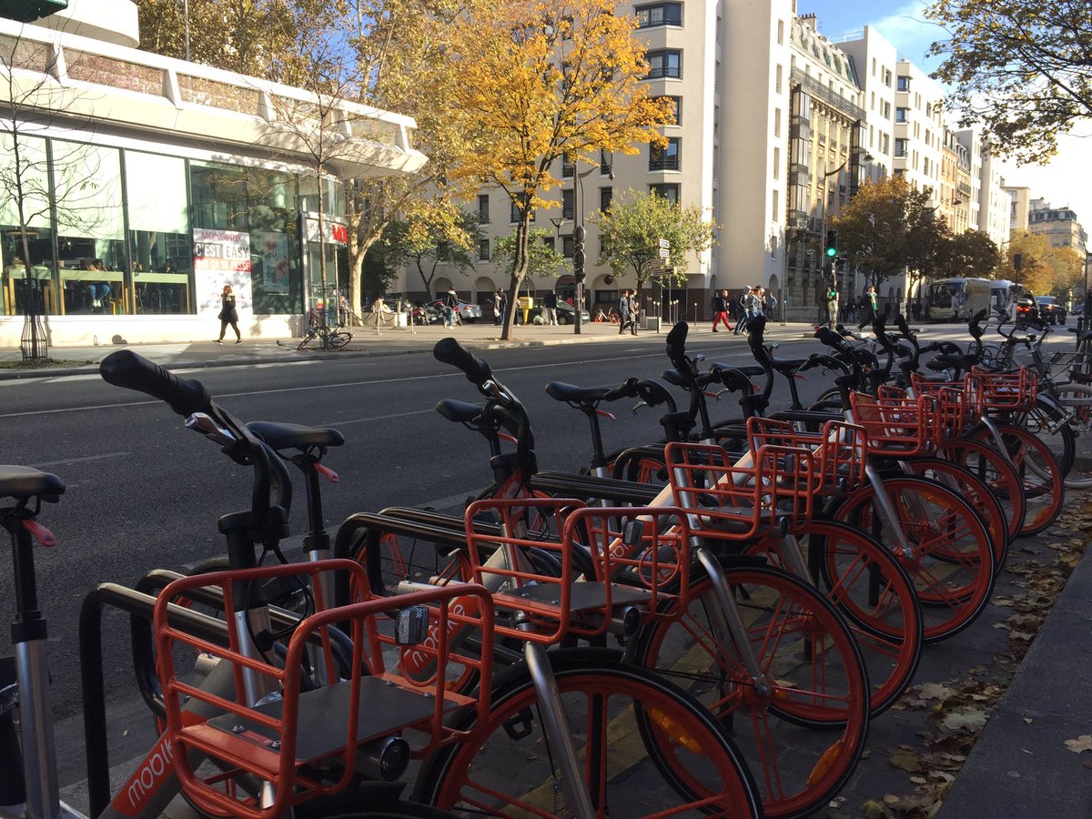 DavidBenazeraf's tweet photo. #Velib @Paris C'est l'histoire d'une équipe municipale qui n'avait pas anticipé le vélo partagé 2.0 https://t.co/wSpZpA3jng