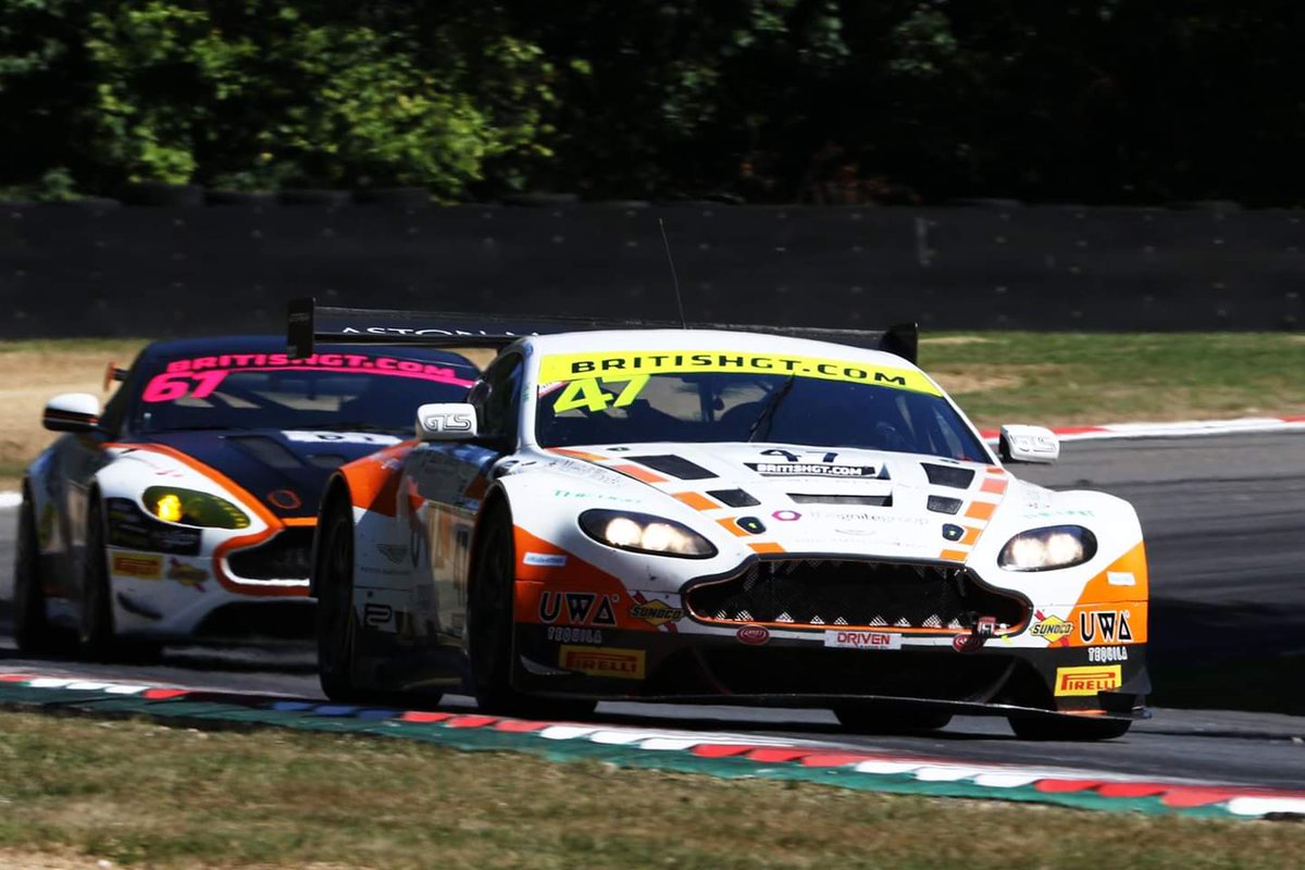 LeveridgePromo's tweet photo. .@JetstreamGB has been nominated as #TeamoftheYear in the 2018 @msport_media Awards, having excelled during a maiden @BritishGT season that yielded a win, podium &amp; @Blancpain1735 Driver of the Weekend award for @GrahamDRacing - https://t.co/k6nvvD3IM5 #JetstreamMS #BritishGT https://t.co/7WCM0YY9fM