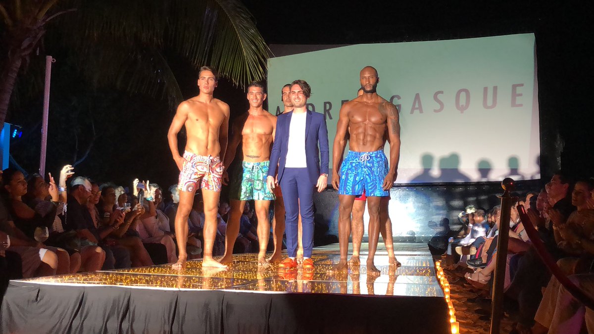 sharazan77's tweet photo. Algunos diseños de Andres Gasque @ANDRESGASQUE en #MéxicofashionSHOW #MFS2018 @TresRiosResort https://t.co/d19Ty14QIb