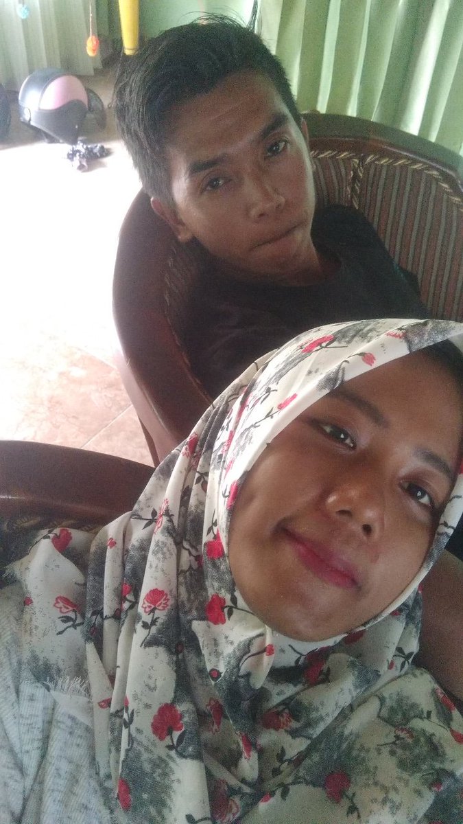 MG_Lyndha's tweet photo. ILoveYou Honey 😍
Samasama berjuang menuju impian bersama ☺ https://t.co/ucLPNesAXX