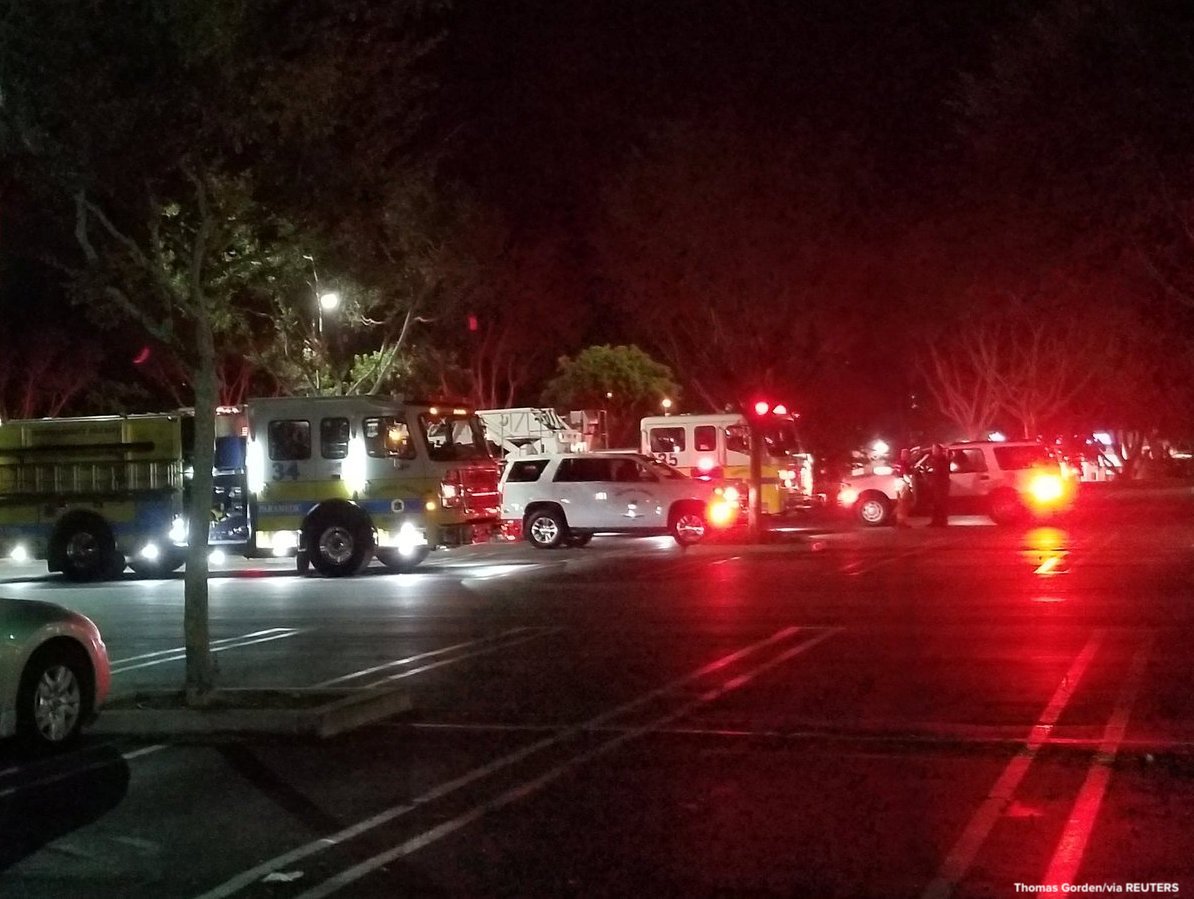 Abc News On Twitter Live Now Continuing Coverage From Scene Of Southern California Bar