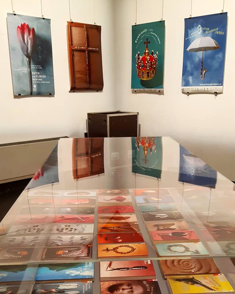 Wernisaż wystawy plakatów Michała Batorego, Tydzien francusko-polski, Aulnay-sous-Bois.
Foto: Architect of free time 
Więcej: facebook.com/michal.batory.…