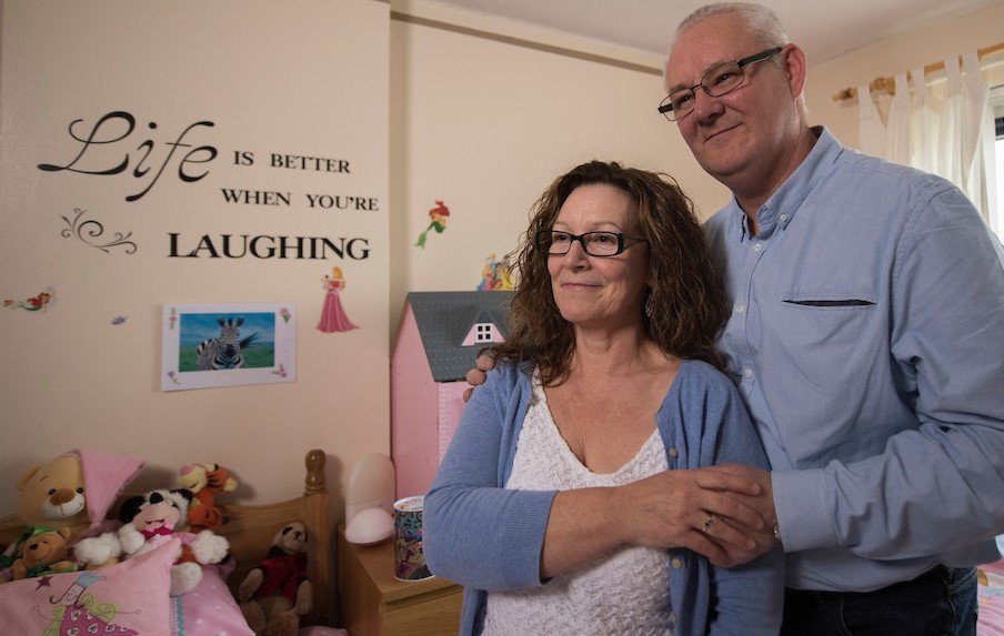 GlasgowCC's tweet image. Lovely article on Short Break Foster Carers, Will and Margaret McPhilemy, in today's Evening Times. Could you do what they do and make a huge difference to a child's life by caring for them one weekend a month? ow.ly/j0Co30mxMe2 #RoomForOneMore @LadyCatHT